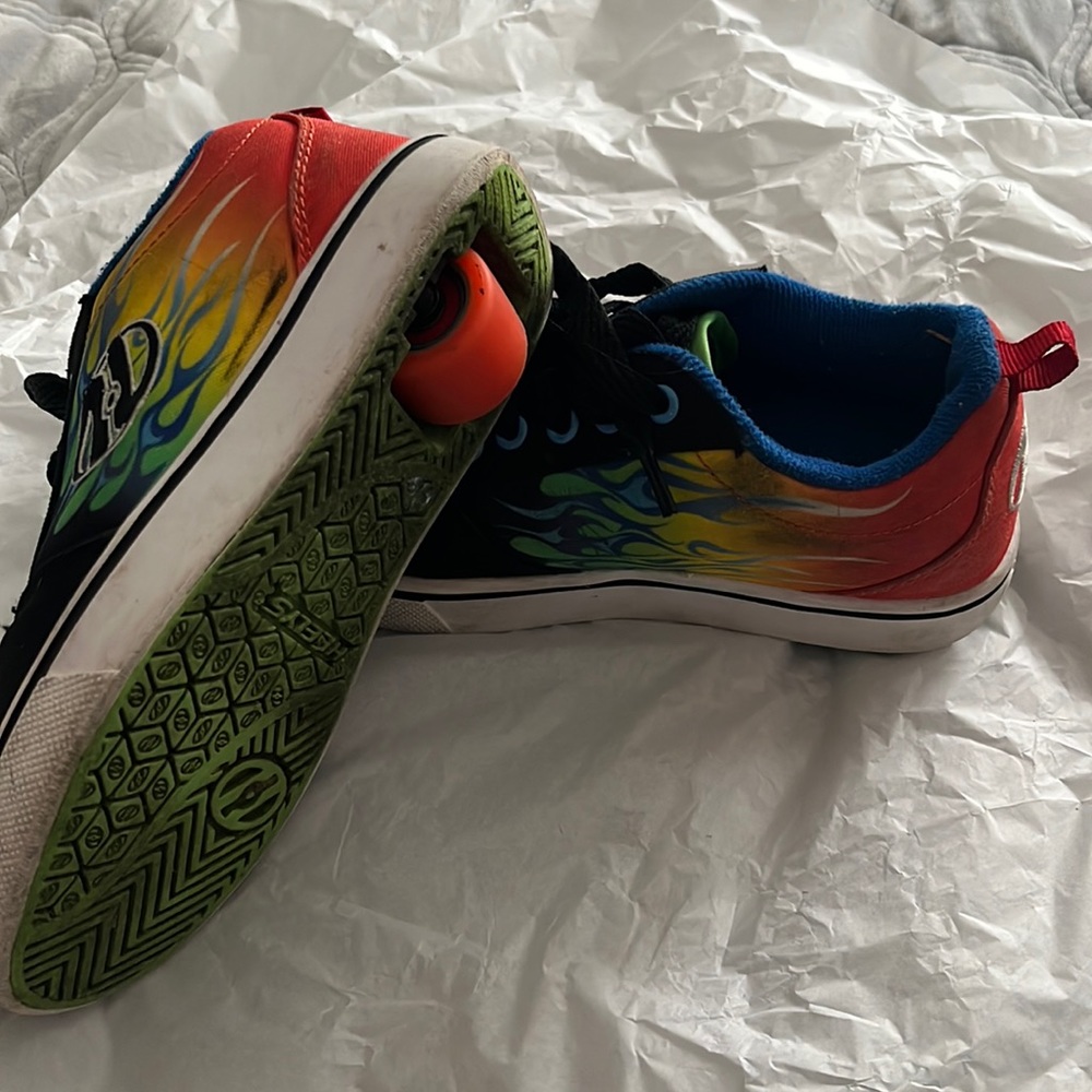 Heellys flames design size 1 youth